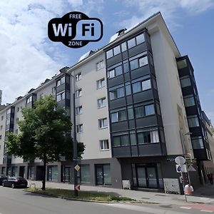 Betariel'Com Hauptbahnhof